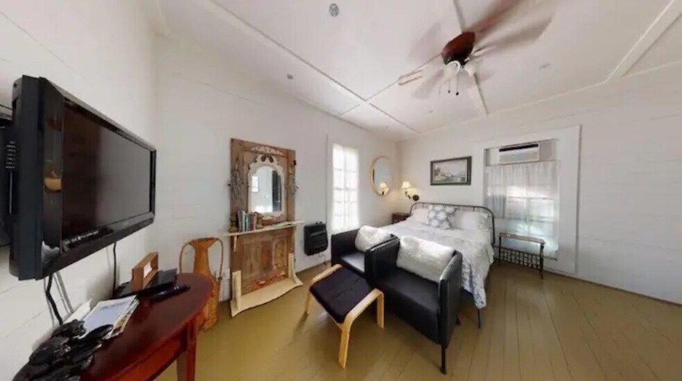 More Photos Of 85 Main St, Georgetown Specialty For Sale