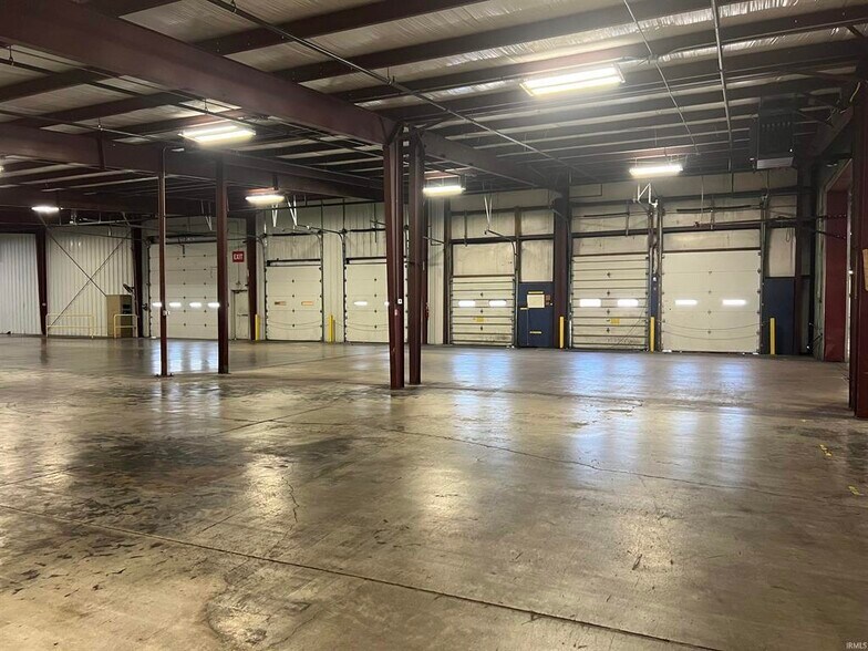 More Photos Of 1015 W 9th St, Mount Carmel Warehouse For Sale