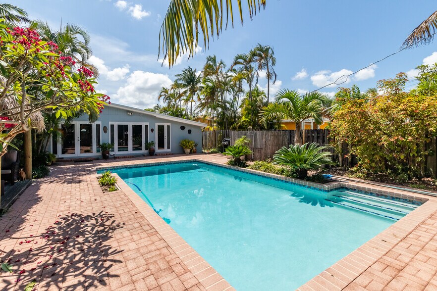 More Photos Of 1606 NE 15th Ave, Fort Lauderdale Specialty For Sale