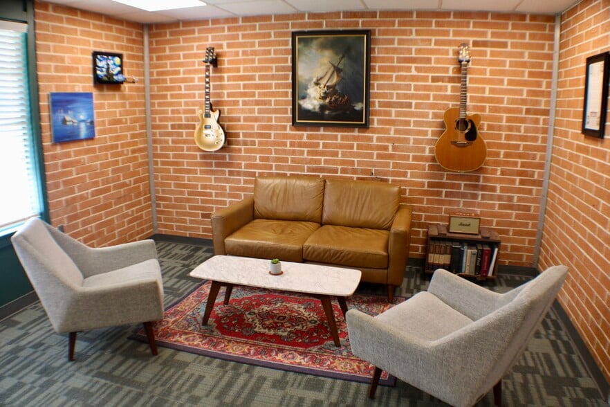 More Photos Of 4265 E Lucas Dr, Beaumont Religious Facility For Sale