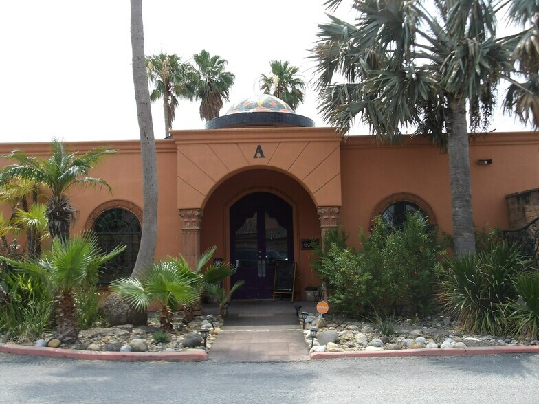 More Photos Of 1906A E Tyler, Harlingen Office For Sale