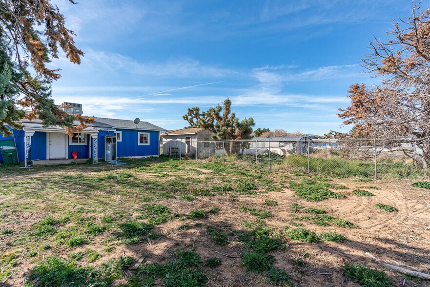 More Photos Of 43254 52nd St W, Lancaster Apartments For Sale