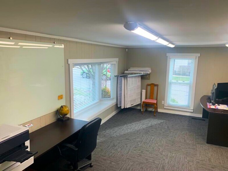 More Photos Of 78 E Franklin St, Dayton Office For Sale