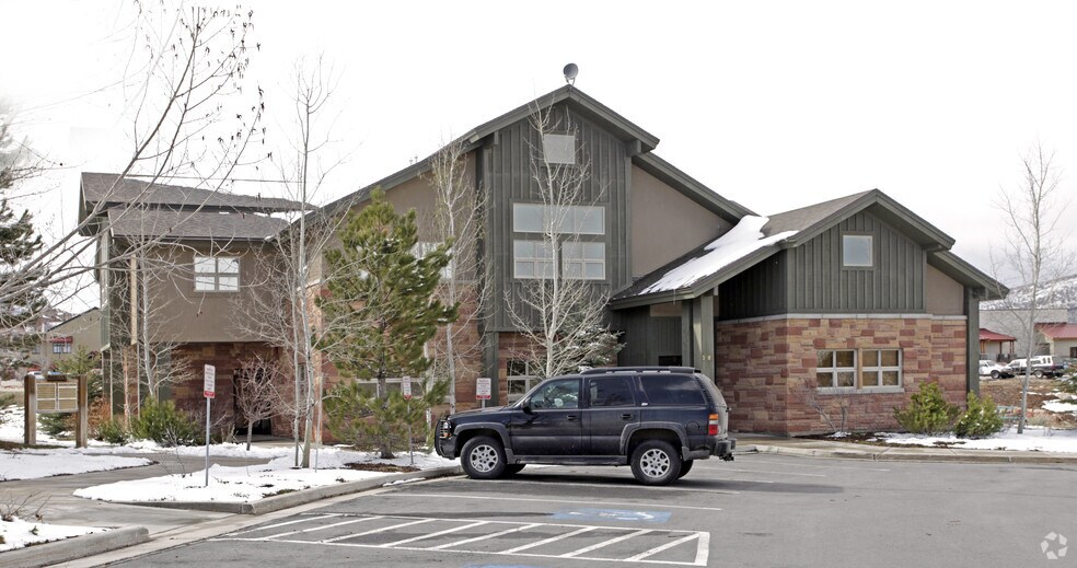 More Photos Of 3080 Pinebrook Rd, Park City Office For Lease