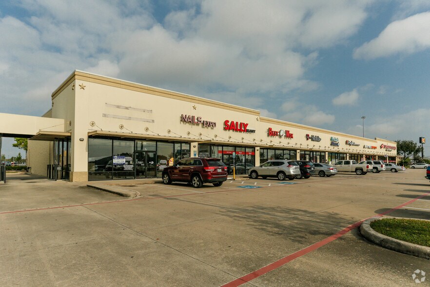 More Photos Of 2600 FM 1764, La Marque Storefront For Lease