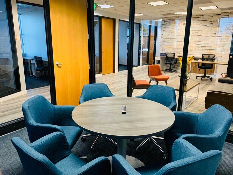 More Photos Of 1300 Eastman Ave, Ventura Loft Creative Space For Sale