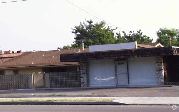 More Photos Of 1091 Bryan Ave, Tustin Schools For Sale