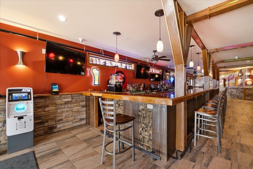 More Photos Of 728 Court St, Utica Restaurant For Sale