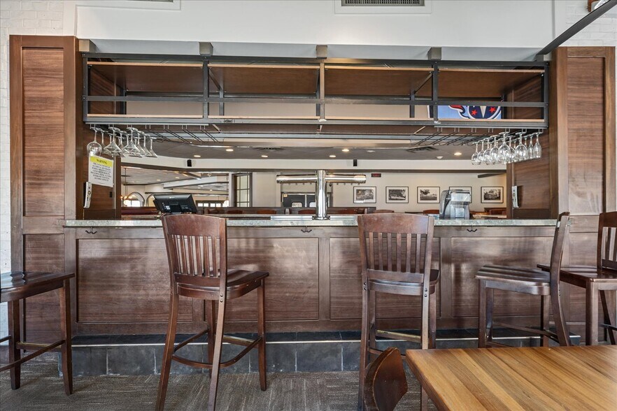 More Photos Of 1202 Murfreesboro Rd, Franklin Restaurant For Lease