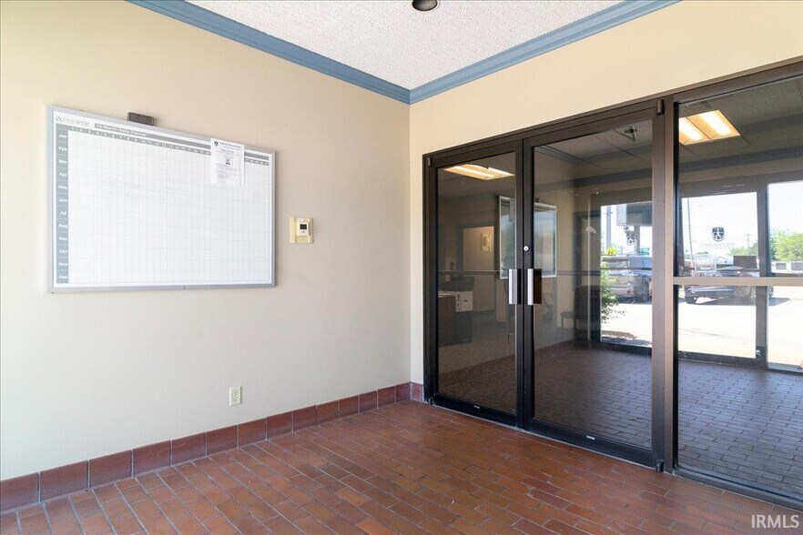 More Photos Of 410 Morton st, Oakland City Office For Sale