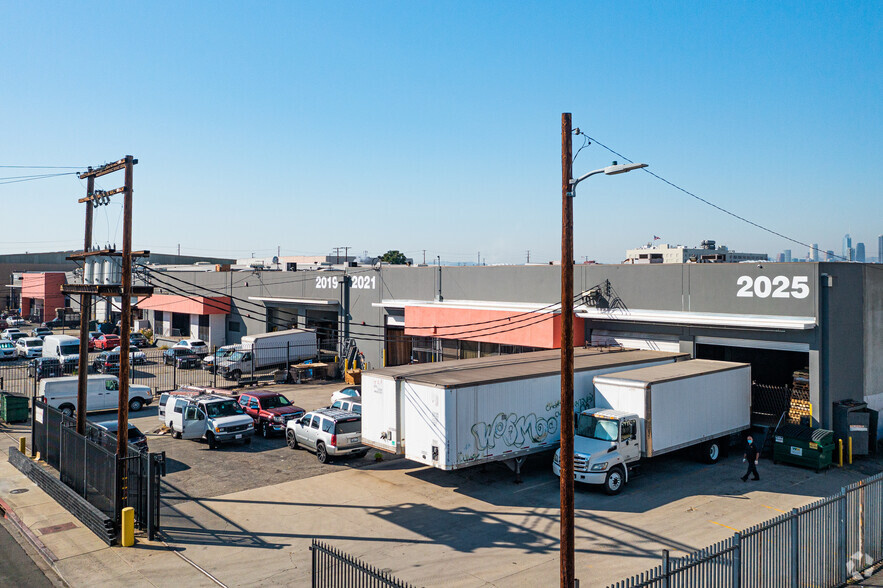 Primary Photo Of 2015-2019 E 48th St, Vernon Warehouse For Lease