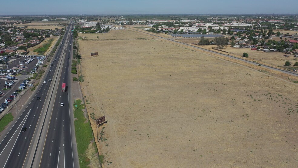 Primary Photo Of Highway 198 Hwy @ 12th Street, Hanford Land For Sale