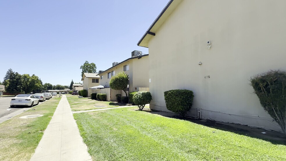 More Photos Of 475 N Manila Ave, Fresno Apartments For Sale