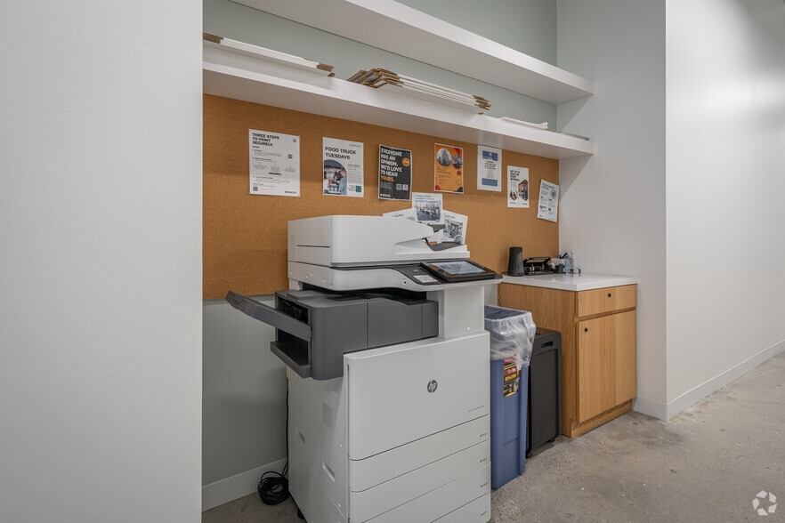 More Photos Of 1980 Post Oak Blvd, Houston Coworking Space