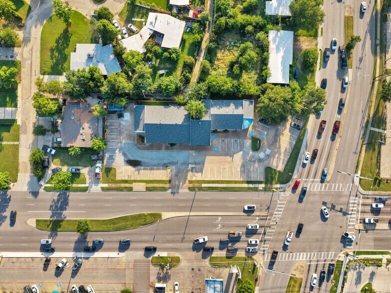 More Photos Of 9991 Marsh Ln, Dallas Medical For Lease