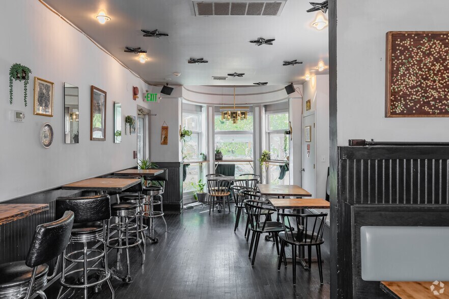 More Photos Of 2337 18th St NW, Washington Storefront Retail Residential For Lease