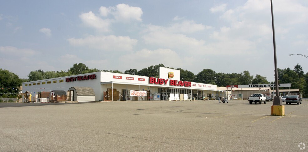 More Photos Of 1314-1536 Whipple Ave NW, Canton General Retail For Lease