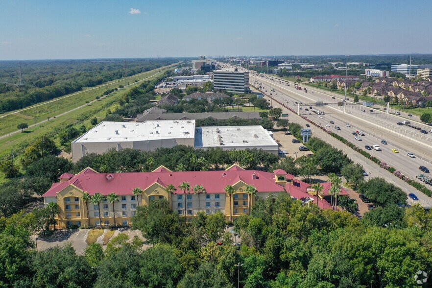 More Photos Of 15225 Katy Fwy, Houston Hotel For Sale