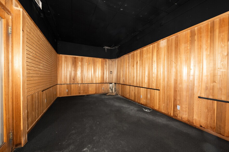 More Photos Of 507 32nd St, Union City Storefront Retail Office For Sale