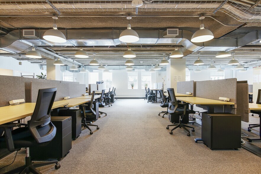 More Photos Of 1010 Rue Sainte-Catherine O, Montréal Coworking Space