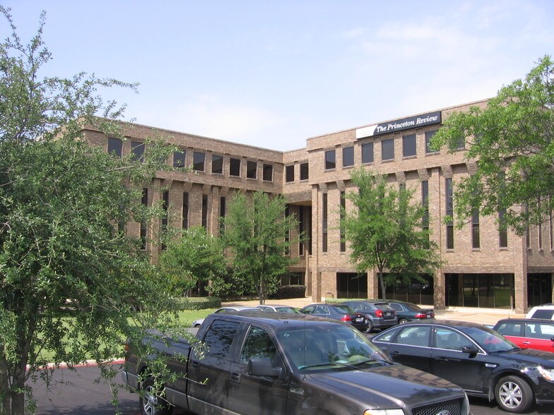 More Photos Of 10830 N Central Expy, Dallas Office For Lease