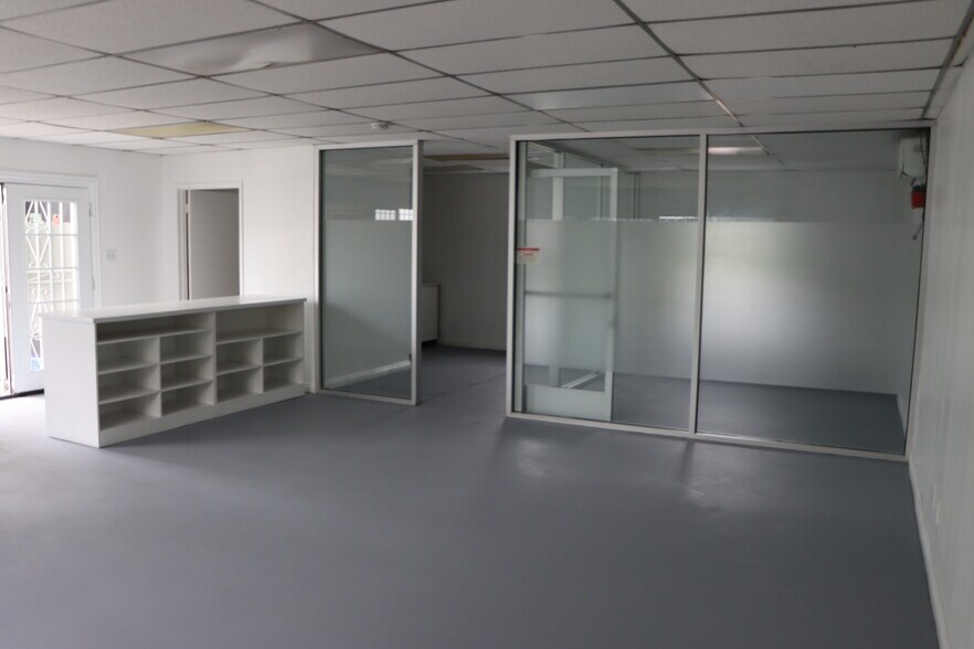 More Photos Of 4007 W Pico Blvd, Los Angeles Storefront Retail Residential For Lease