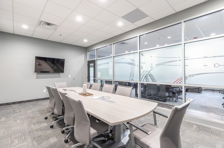 More Photos Of 225-227 Main St, Evansville Office For Lease