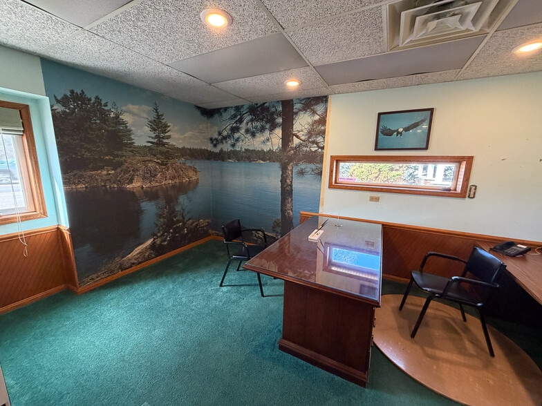 More Photos Of 7304 Wales Ave NW, Canton Office For Sale