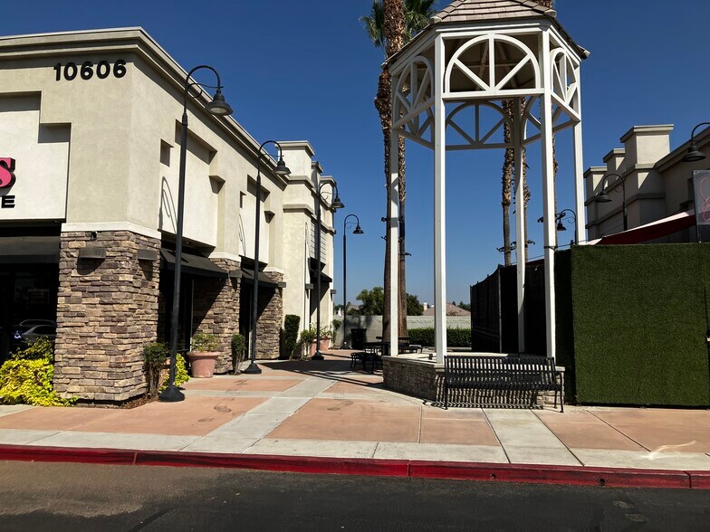 More Photos Of 10606 Hageman Rd, Bakersfield General Retail For Lease