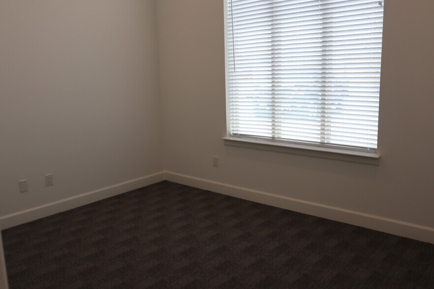 More Photos Of 400 Stonebrook Pky, Frisco Medical For Lease