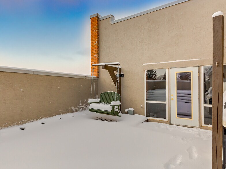 More Photos Of 122 5 St S, Lethbridge Apartments For Sale