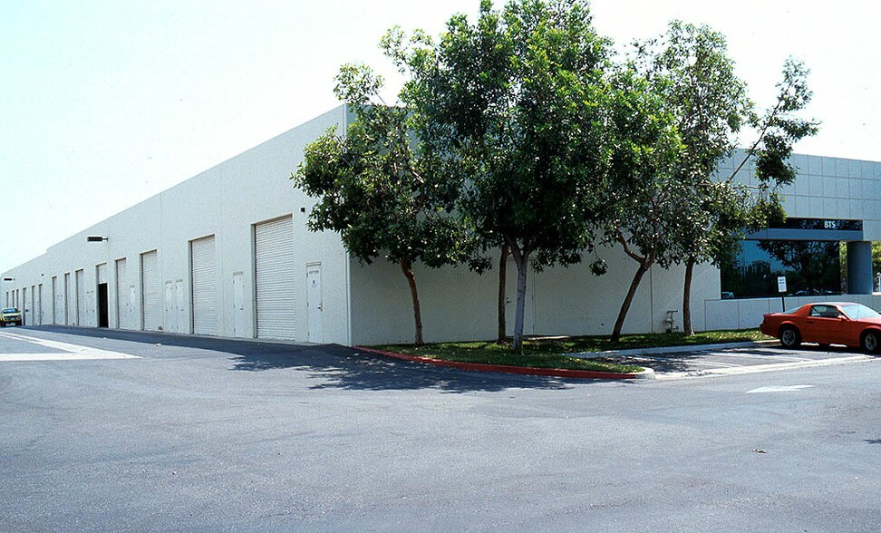 More Photos Of 17 Hammond, Irvine Research And Development For Lease