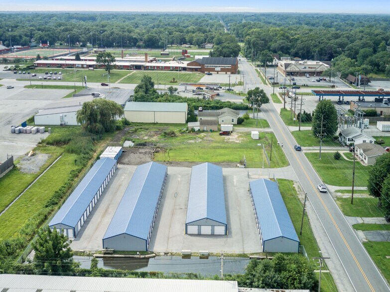 More Photos Of 3721 Colfax St, Gary Self Storage For Sale