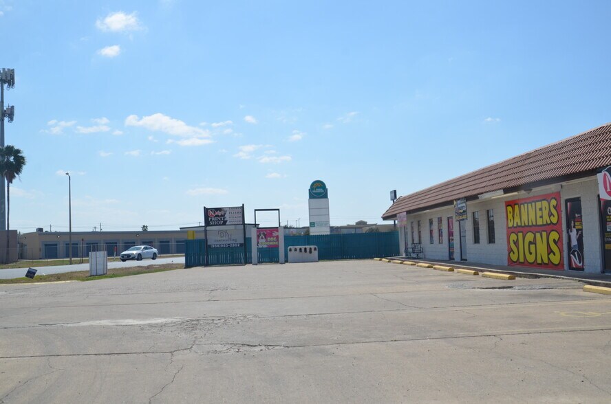 More Photos Of 315 Kings Hwy, Brownsville Storefront For Sale