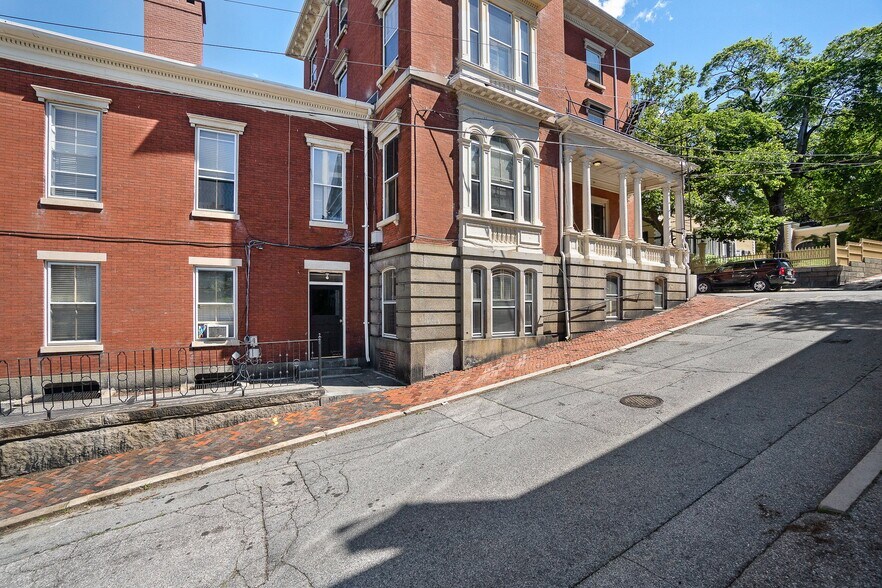 More Photos Of 110 Benefit St, Providence Apartments For Sale