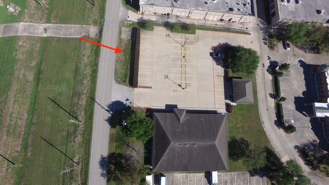 More Photos Of 11110 S Highway 6, Sugar Land Freestanding For Sale