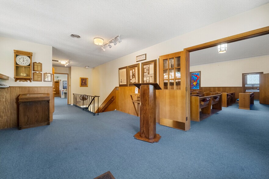 More Photos Of 2927 W Pikes Peak Ave, Colorado Springs Religious Facility For Sale