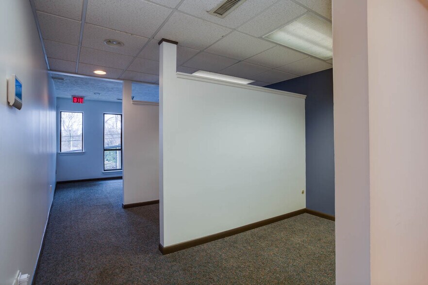 More Photos Of 1140 E Market St, Charlottesville Office For Lease