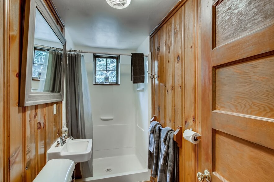 More Photos Of 3303 Chicago Creek Rd, Idaho Springs Hotel For Sale