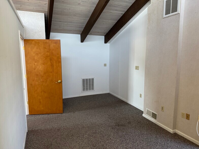 More Photos Of 771-811 Blakeslee Blvd, Lehighton Medical For Lease