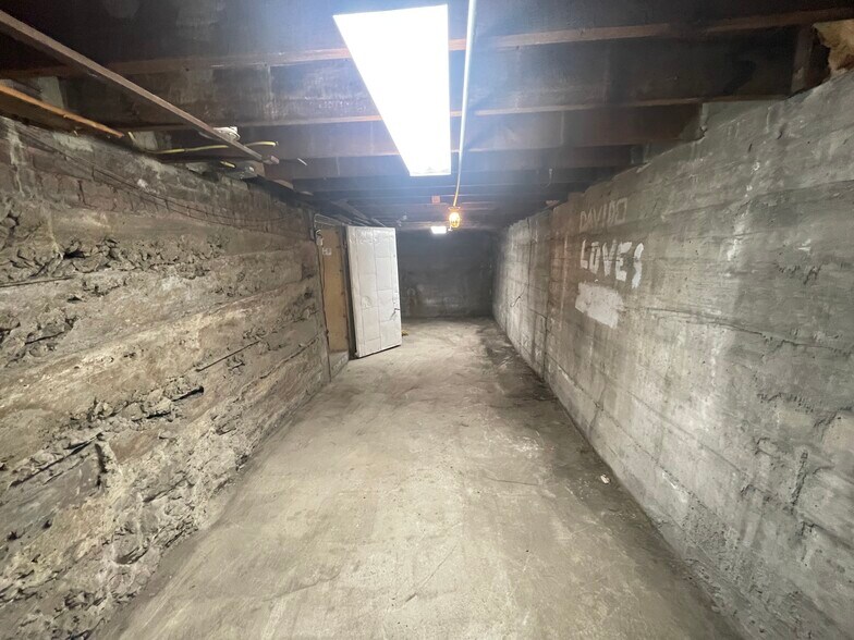 More Photos Of 176 Norfolk Ave, Boston Land For Sale