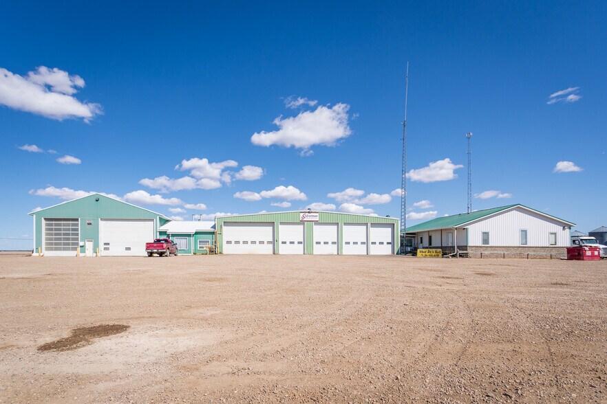 More Photos Of 310 Williams Industrial Dr, Neilburg Service For Sale