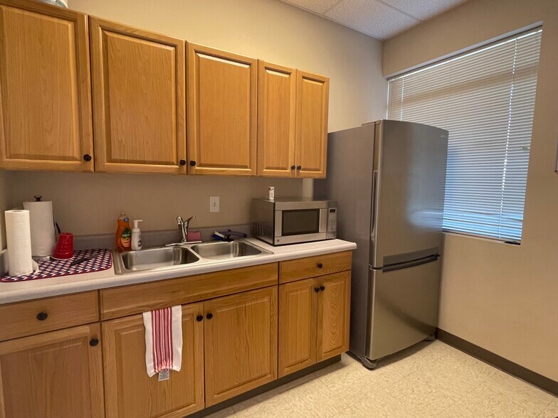 More Photos Of 8630 Technology Way, Reno Office For Lease