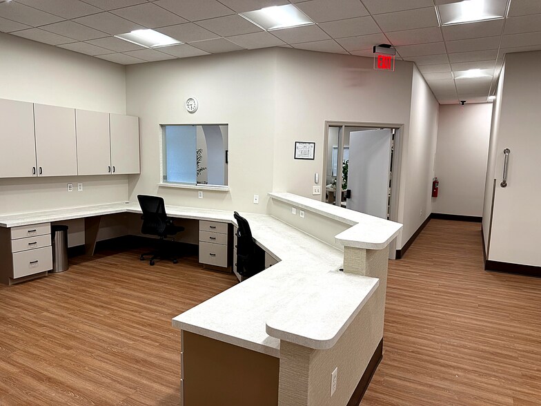 More Photos Of 3795 Boynton Beach Blvd, Boynton Beach Medical For Lease