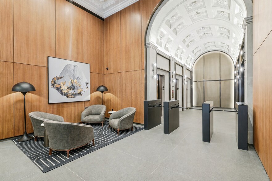 More Photos Of 875 Avenue of the Americas, New York Loft Creative Space For Lease