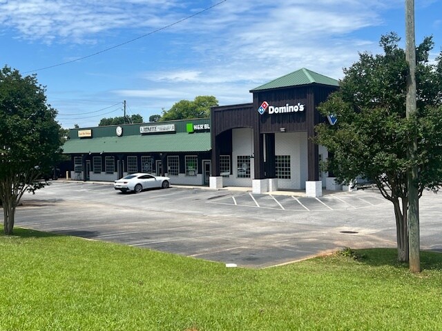 More Photos Of 511 Settlement Rd, Gray General Retail For Lease
