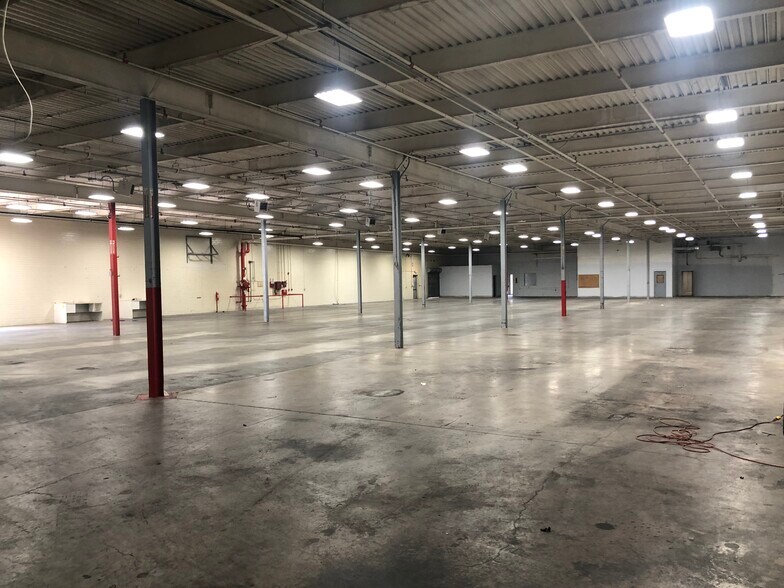 More Photos Of 2377 US Highway 52 S, Wadesboro Manufacturing For Lease