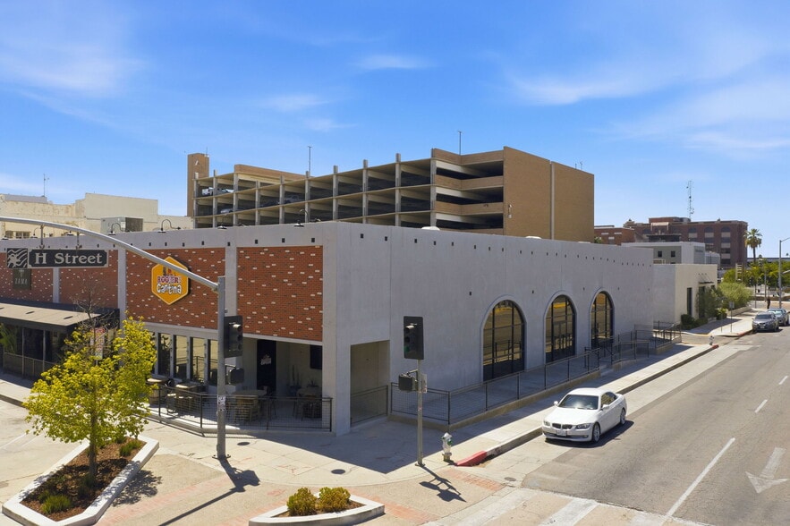 More Photos Of 1623-1633 19th St, Bakersfield Freestanding For Lease