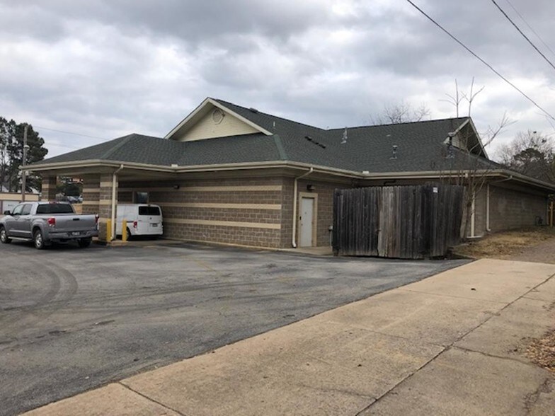 More Photos Of 4300 Grand Ave, Fort Smith Medical For Lease