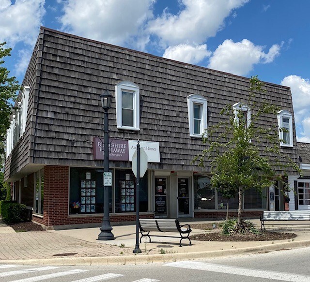 More Photos Of 822-824 Hillgrove Ave, Western Springs Office For Lease